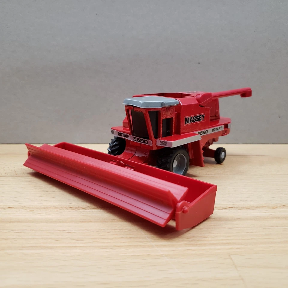 Massey Ferguson 8590 Rotary Combine with Grain Head Scale Models Diecast 1:64 - Image 2 of 4