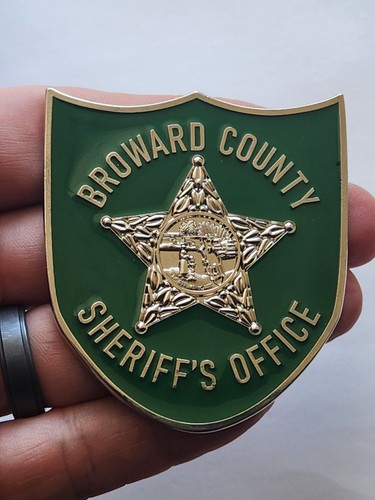 🔥RARE🔥Broward County Sheriffs Office Challenge Coins SILVER Serial #26 - 第 2/3 張圖片