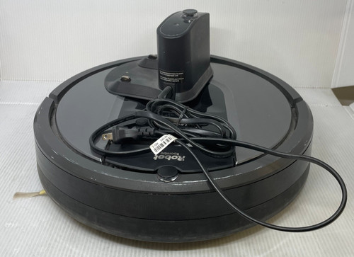 iRobot Roomba 960 Vacuum Cleaner W/ Dock-Charger *SOLD AS-IS*