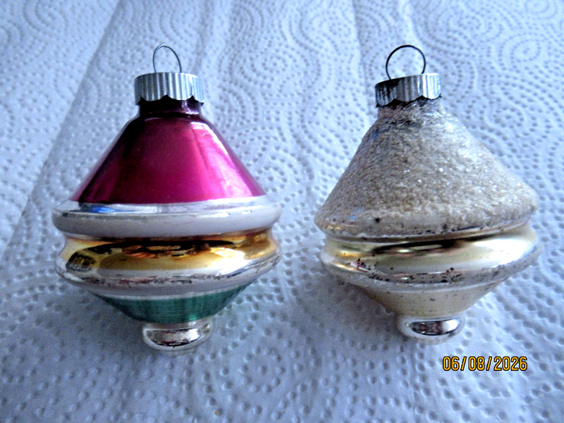 VTG MICA MULTI COLORED TORNADO UFO MERCURY GLASS XMAs ORNAMENTS SHINy BRITE 2