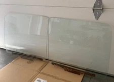 FORD F150 OEM Passenger and Driver FRONT DOOR GLASS WINDOW ONLY (73-79) (Carlite