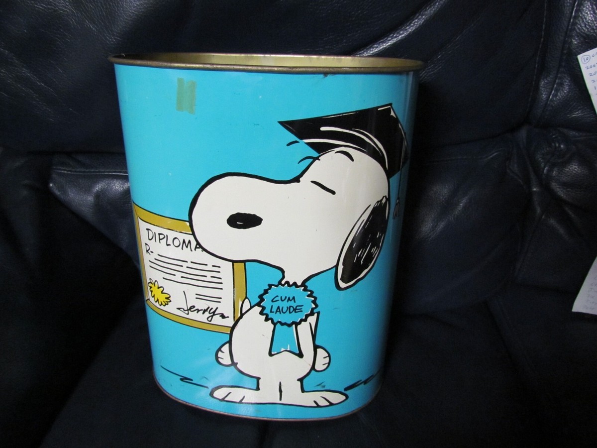 1969 Vintage Peanuts Cheinco Blue Metal Trash Can Snoopy and