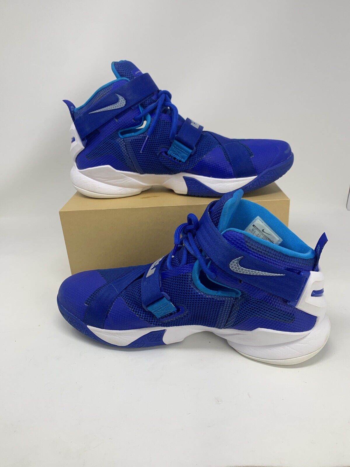 Nike Lebron James Soldier IX 9 Shoes US Size 10.5 Blue White 