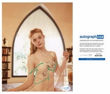 Elle Fanning AUTOGRAPH Actress Signed 10x8 Photo ACOA