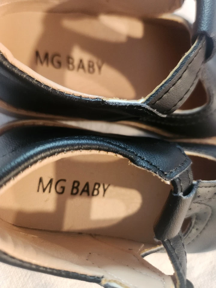 MG Bebé Niño Mary Janes Talla EU 27/US 10 Color Negro Nuevo Foto 3 de 4