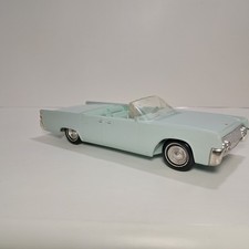 1962 Lincoln Continental Convertible Dealer Promo Model Car 125 Light Blue