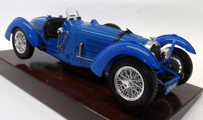 Burago 1/18 Scale Diecast 3505 Bugatti Type 59 1934 Blue on Plinth - Image 4 of 4