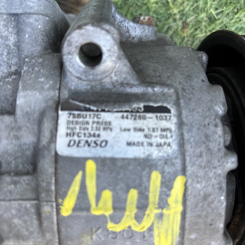 Compresor de aire acondicionado Acura RL 2005-2012 OEM 447260-1037 DENSO Foto 2 de 3