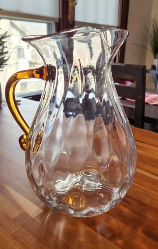 Vintage Blenko Hand Blown Glass Pitcher #9529 11.25”T Diamond Optic