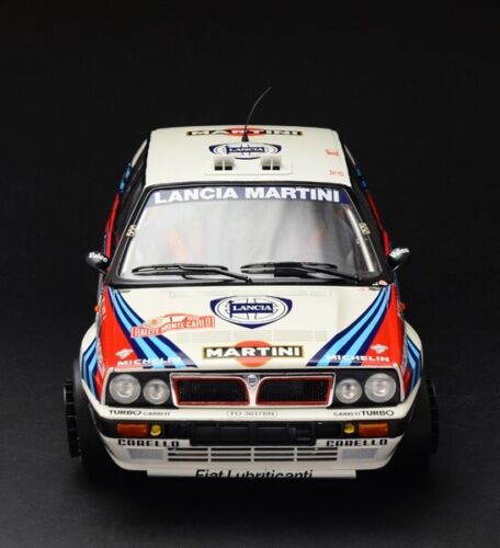 Lancia Delta HF integrale Martini 1-12 Italeri modello auto rally Biasion Auriol - Imagen 6 de 6