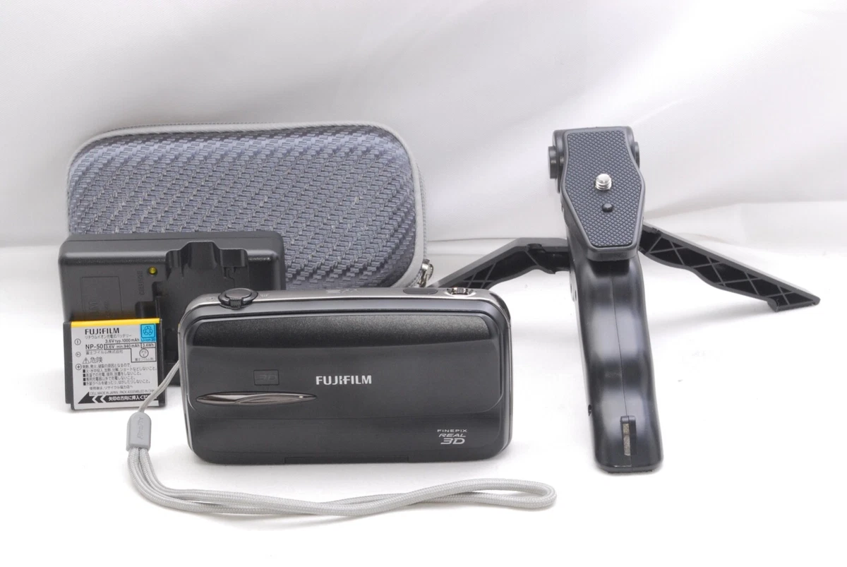 [NEAR MINT] Fujifilm FinePix REAL 3D W3 10.0MP Digital Camera Black (C1034)