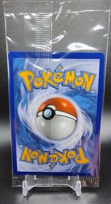 Pokemon TCG Celebrations Gold Pokeball - SWSH146 25th Ultra Pokemon TCG Celebrations Gold Pokeball - SWSH146 25th Ultra