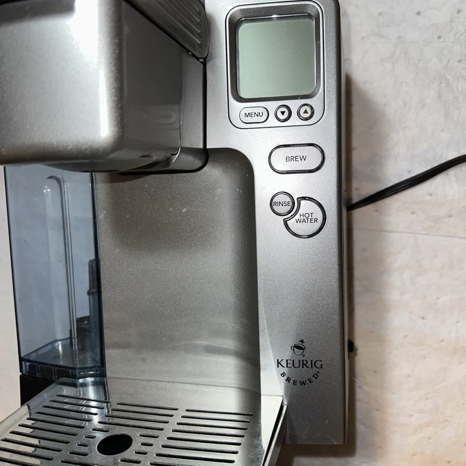 KEURIG SINGLE SERVE BREWING SYSTEM COFFEE MAKE Ss-700 - Image 2 of 4