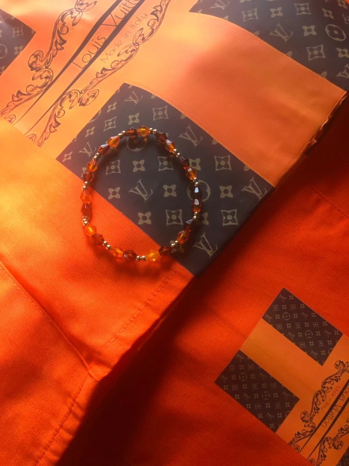 Uniformes exfoliantes personalizados uniformes médicos, logotipos personalizados, todos los tamaños y colores Foto 4 de 4