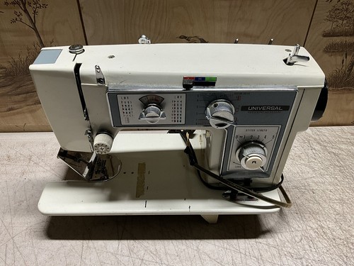 Máquina de coser vintage universal (UN-75) (para piezas/reparación) - Imagen 2 de 6