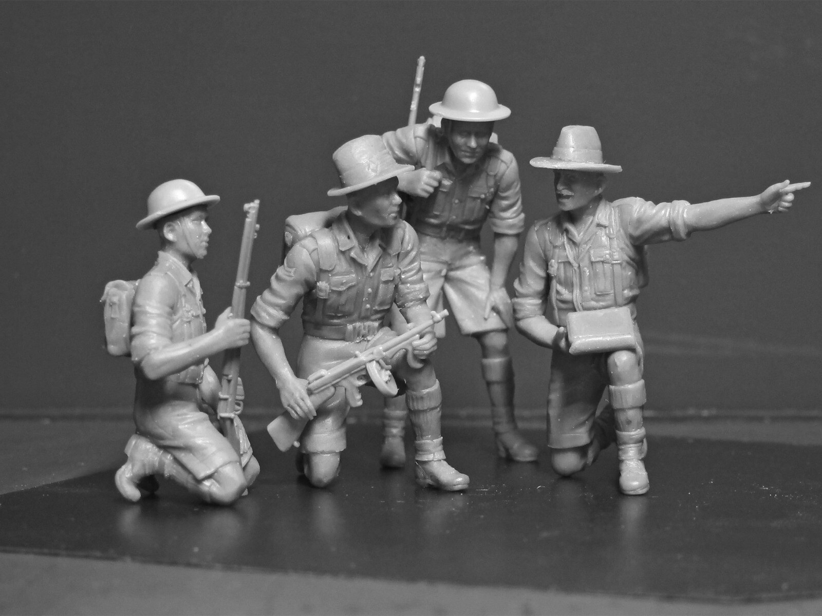 Picture 4 of 24