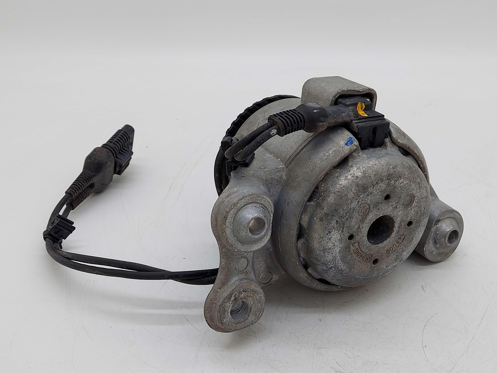 2019 Mercedes E63S AMG W213 RH Right Engine Motor Mount 