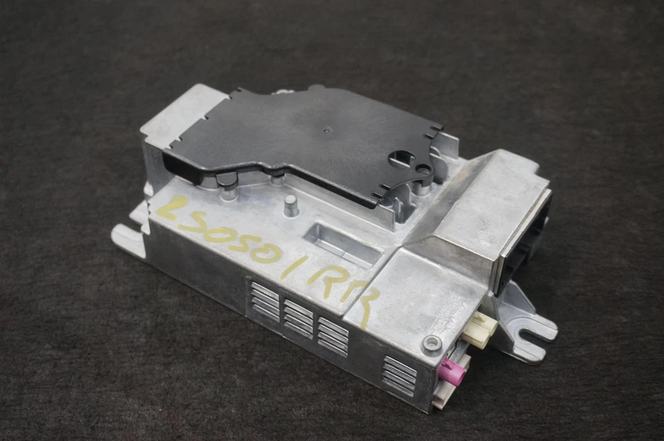 Аудио радио тюнер приемник модуль управления 65125A9BF98 BMW 760I xDrive G70 23-24 - Изображение 2 из 4