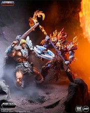 Mondo Masters of the Universe 200X - Ice Armor He-Man and Fire Armor Skeletor