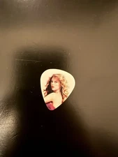 Taylor Swift Official 2011 Speak Now Tour Rare Guitar Pick