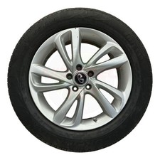 Infiniti Q30 18 Inch Alloy Wheel Pirelli 235/55/18 2016-2020 235/55/18