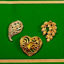 1980/90s Fashion Lot of 3 Large Vintage Gold-Plated Brooch Scarf Lapel Pins