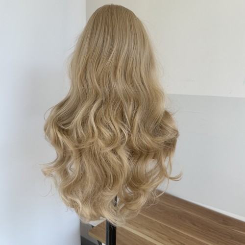 Blended Blonde Long Wavy Natural Heat Resistant Hair Dress Up Wigs - Picture 6 of 8