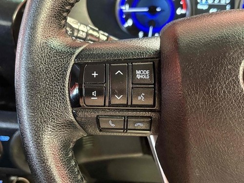 2016 Toyota Hilux D-4D Invincible X Pickup Diesel Manual - Picture 10 of 18