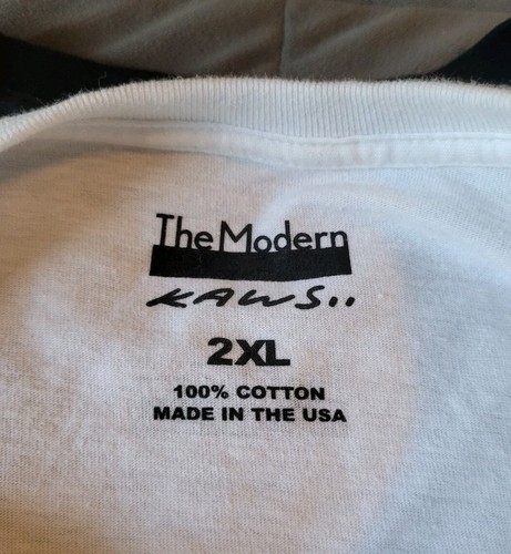 2XL KAWS x Modern Art Museum Graphic T-shirt Lot 'Where The End Starts' - 第 8/14 張圖片