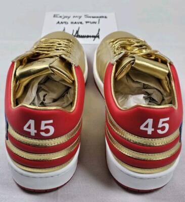 Baskets Basses Dorées Trump 'Never Surrender' – Taille US 9 Homme – Édition Limitée, Neuf Avec Boîte