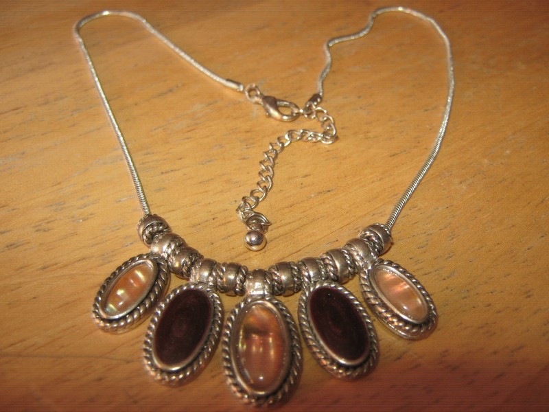 Kenneth Cole Brown & Tan Teardrop Bead Bib Chain Choker Necklace Silver Tone