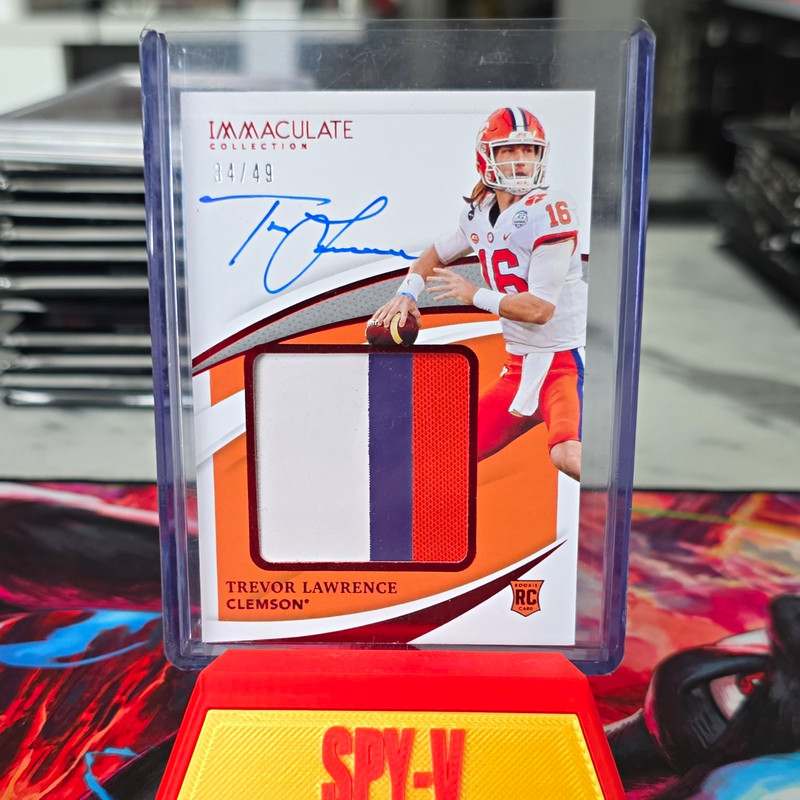 Panini 2021 Immaculate Collegiate Trevor Lawrence RC Patch Auto PPA-TL /49