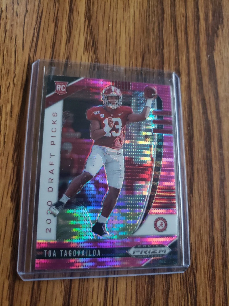 2020 Panini Prizm Draft Picks Pink Pulsar Prizm Tua Tagovailoa #101 RC NM-MT