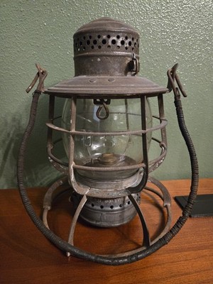 Chicago Great Western Railroad Armspear Tall Globe Marked U.S.A. Lantern