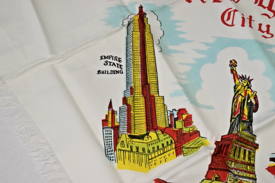 Vintage Silk Scarf 1940s Hand Painted New York City Buildings Brand New 26X25 In - Image 4 of 4