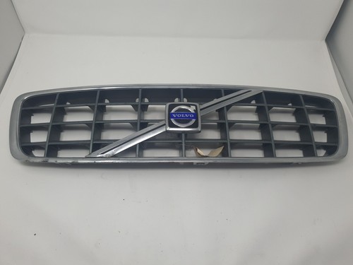 Volvo Front Grill - XC70 2001 - 2004