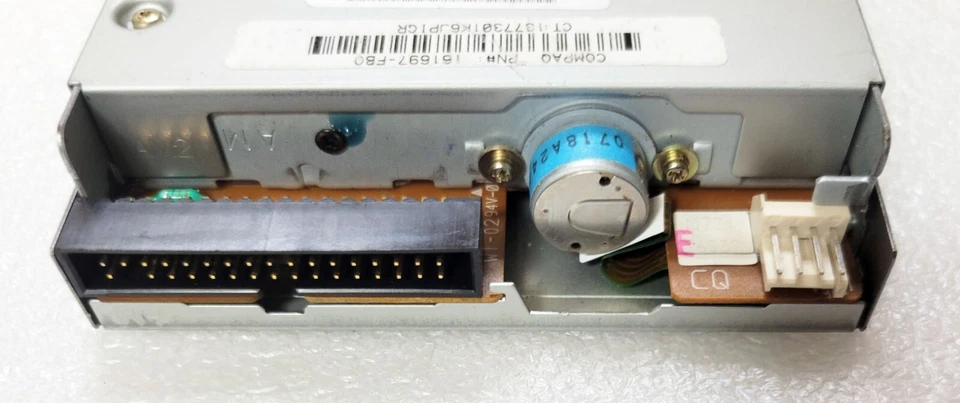 HP/Compaq 2.5" 1.44MB FDD 161697-FB0 Samsung SFD-321B White Bezel - Image 3 of 3