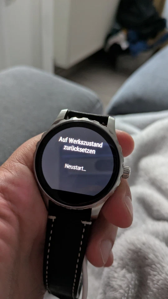 Fossil Q Marshal 2. Generation 45mm Edelstahl Herren Smartwatch (FTW2109) - Bild 3 von 4