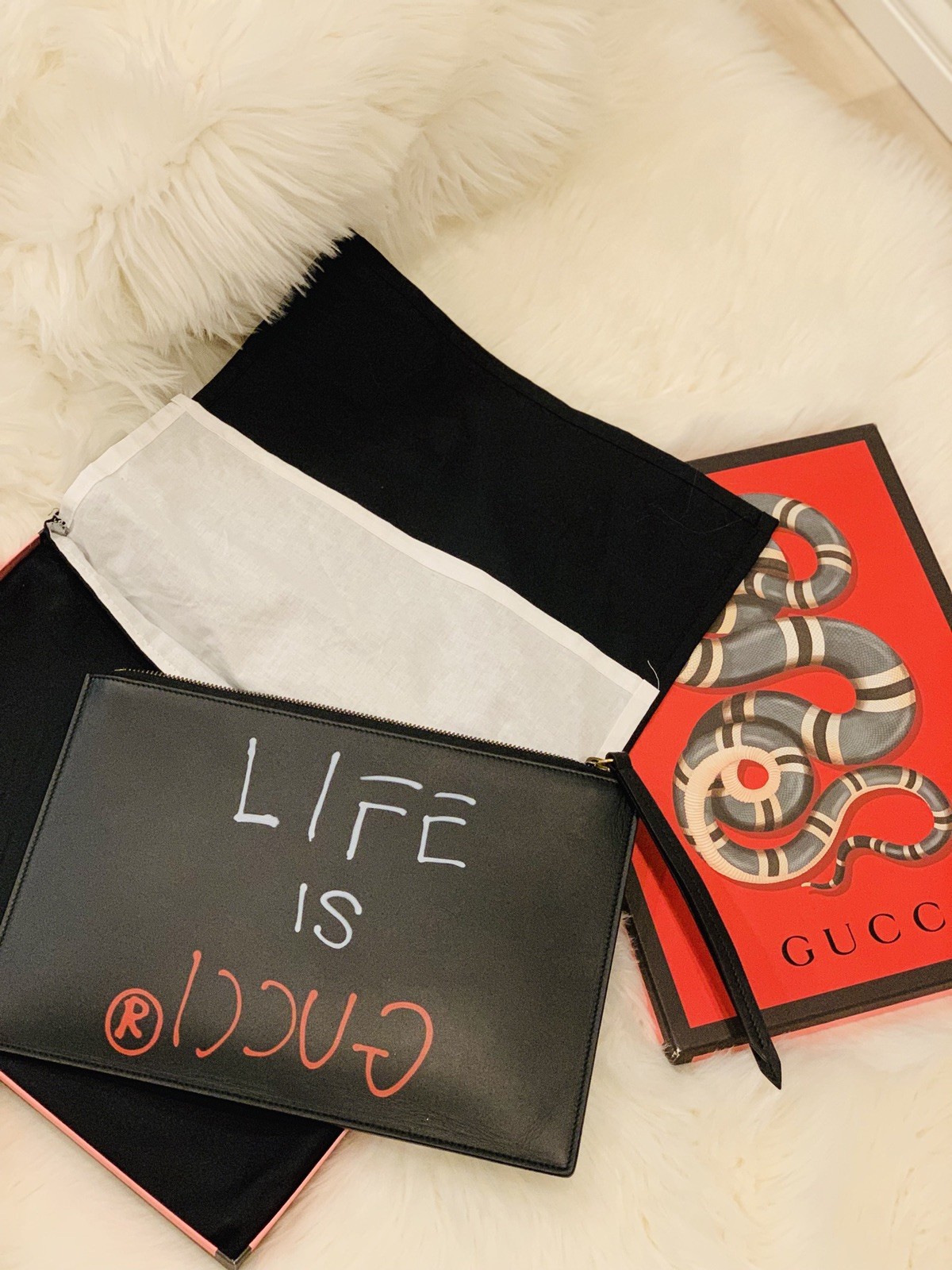 100 Authentic Gucci Ghost Pouch Clutch Handbag. LI… Gem