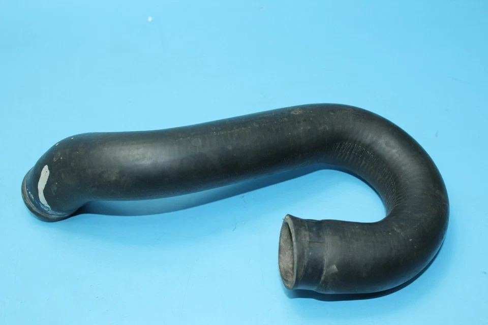 Manguera radiador Ford Taunus Otosan P100 Granada 72GB8260KA Foto 2 de 3