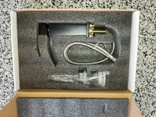 ANZZI Revere Series Single Hole Single-Handle  Bathroom Sink Faucet with drain