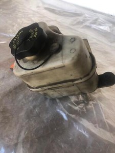 2001 FORD EXPLORER SPORT Power Steering Fluid Reservior F77A-3R700-BB