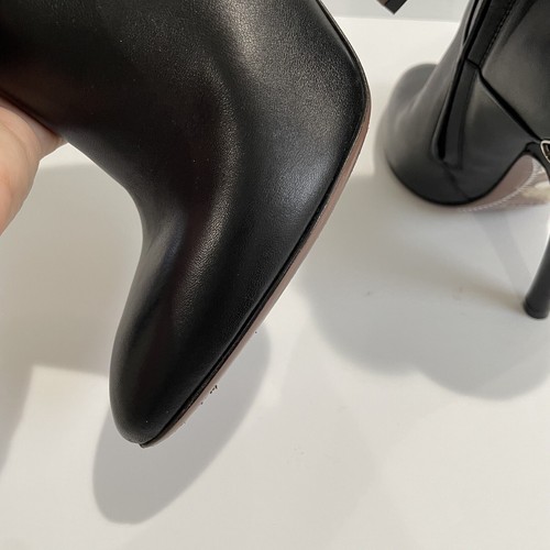 Gucci Black Leather Boots Size 36.5 Silver Logo Hardware Zip Up - Picture 16 of 19
