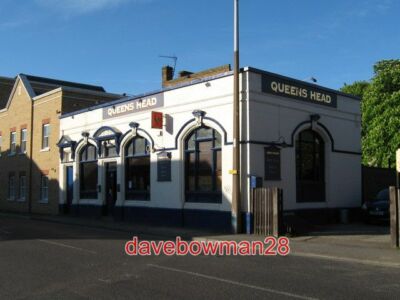 FOTO THE QUEEN'S HEAD PUBLIC HOUSE SHEERNESS ON 282 HIGH STREET GEGENÜBER VINC