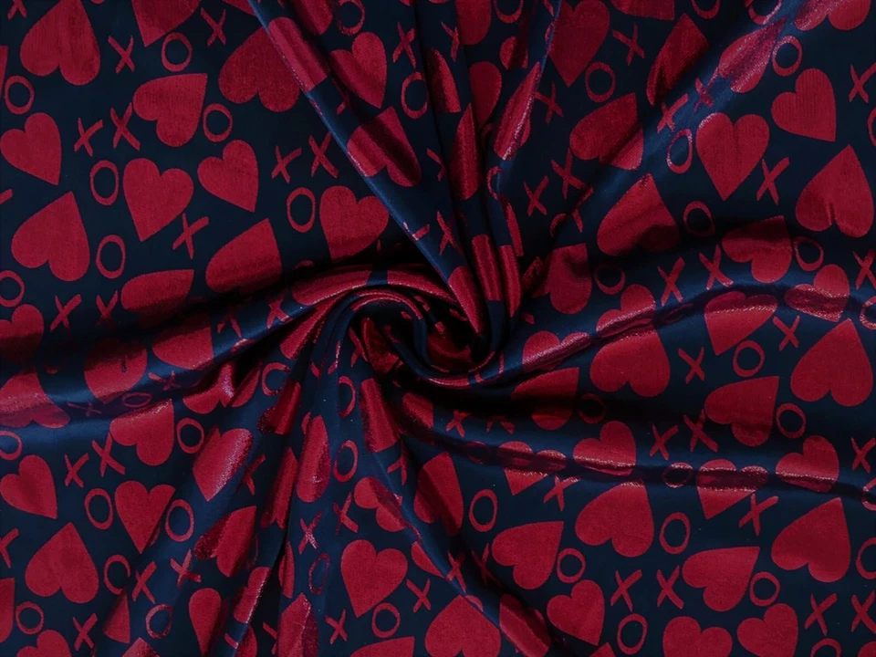 Винтажные блестящие красные сердца XOs на черной шелковистой швейной ткани 2,6 ярда 45» Valentines - Изображение 3 из 4