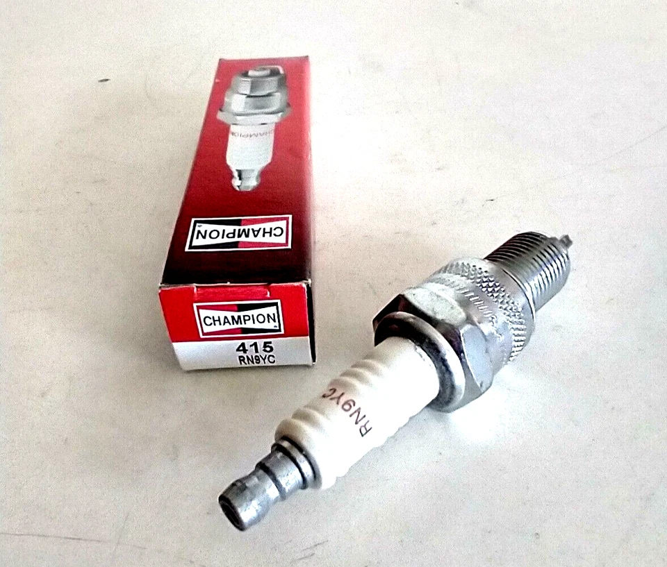 (Lote de 4) Bujía Copper Plus Resisten CHAMPION RN9YC (415) Foto 4 de 4