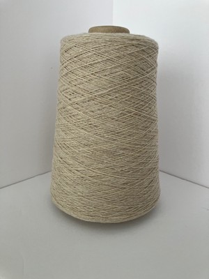 Knoll 100% Merino Lambswoo 2/17 NM Cone 300 g Sandstone Lace Weight Scotland