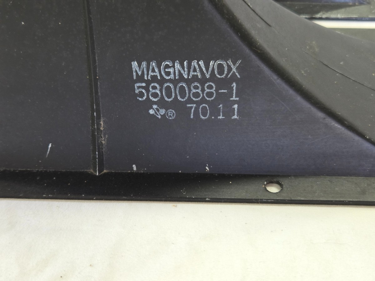 Pair Magnavox Horn Tweeters 580088-1 – 8 Ohm – Vintage 1969/1970