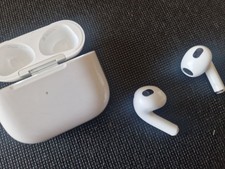 Apple AirPods 3rd Generation Gen 3 Wireless MagSafe Charging Case White OEM