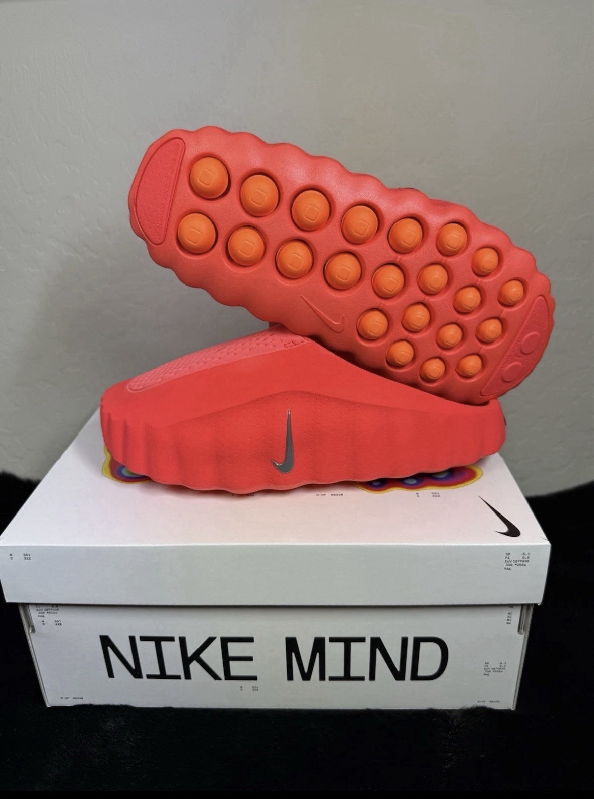 Nike Mind 001  Solar Red-Women's Size 7 thumbnail 2
